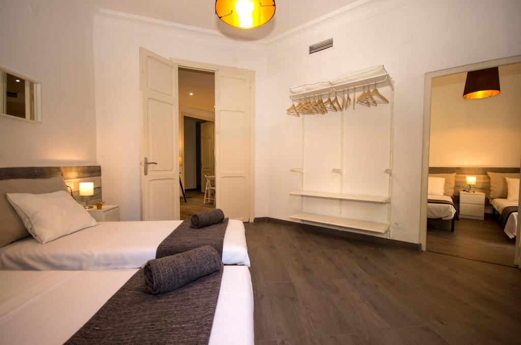 The Art Boutique Colon Apartment Valencia Exterior photo